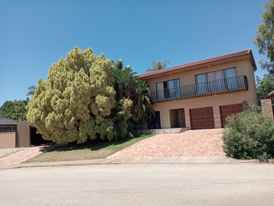 6 Bedroom Property for Sale in Vanes Estate Eastern Cape